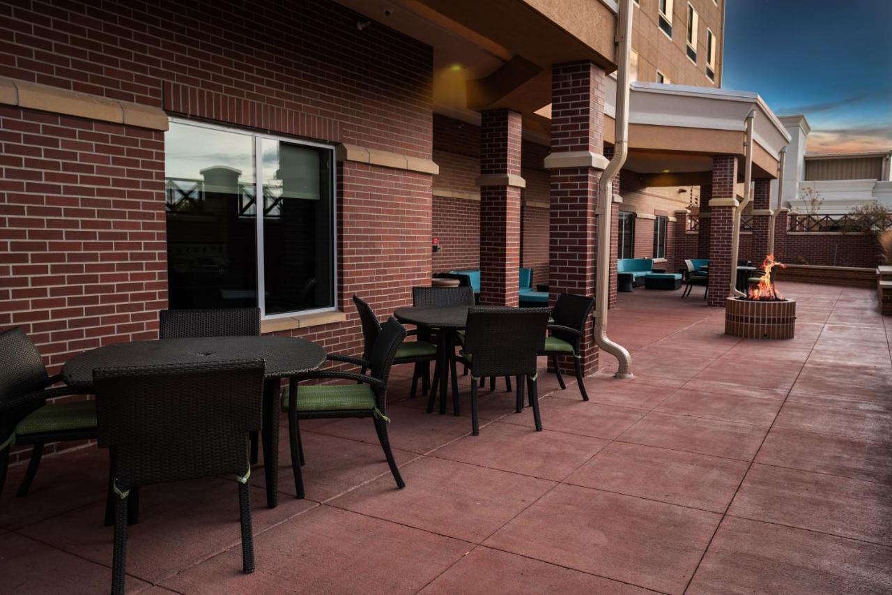 Fairfield Inn & Suites By Marriott Kearney Exterior foto