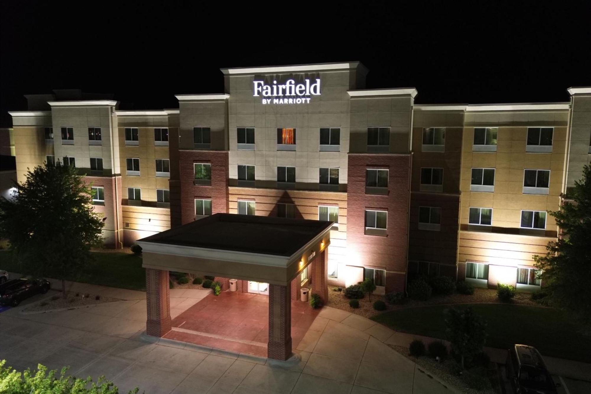 Fairfield Inn & Suites By Marriott Kearney Exterior foto